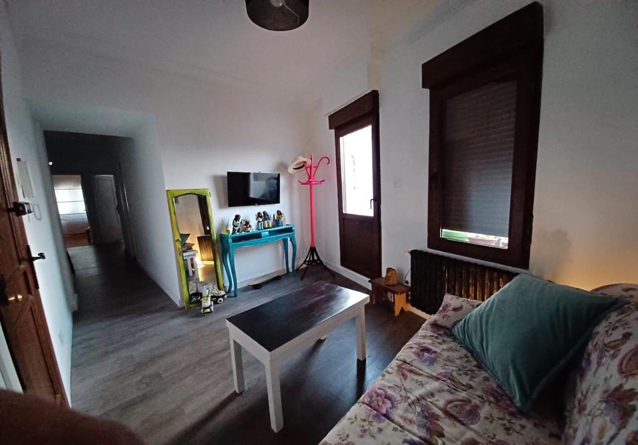 Habitaciones En El Atico De Tona Mirando A La Bahia De 桑坦德 外观 照片
