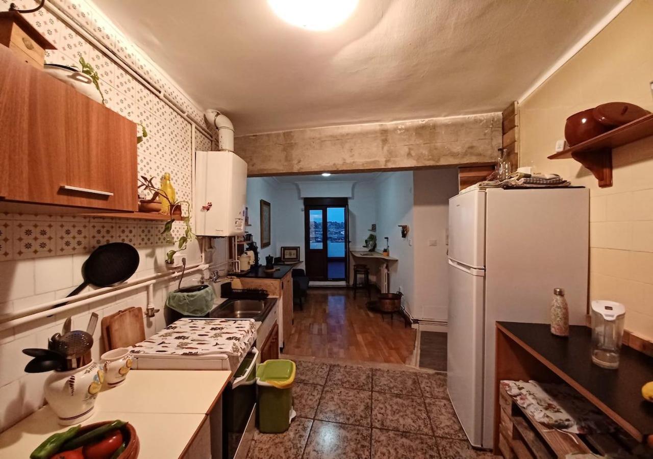 Habitaciones En El Atico De Tona Mirando A La Bahia De 桑坦德 外观 照片