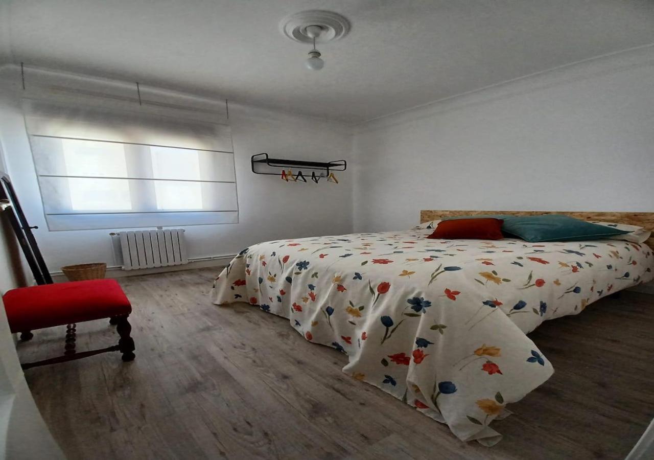 Habitaciones En El Atico De Tona Mirando A La Bahia De 桑坦德 外观 照片